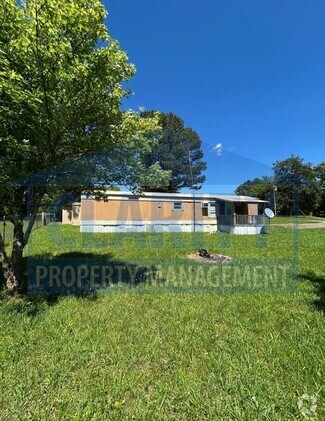 Building Photo - Cozy, two bedroom home!