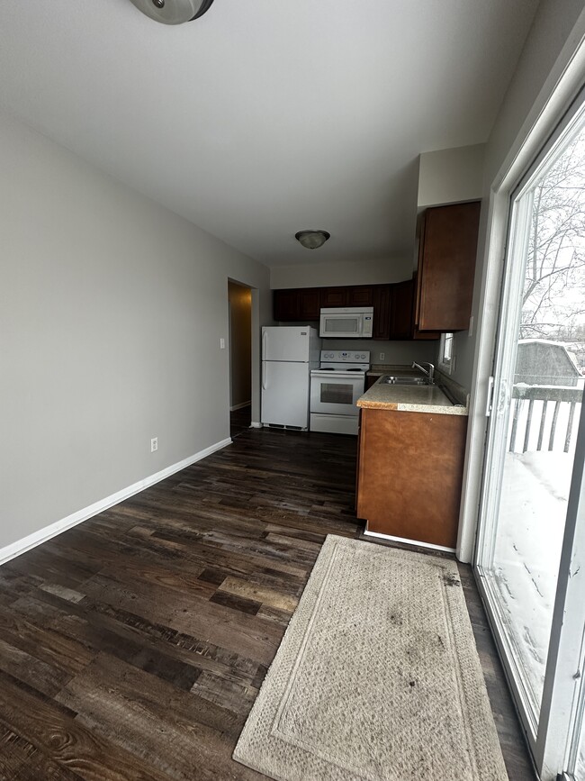 Building Photo - 8217 Park State Dr