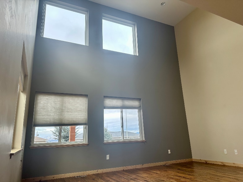 Building Photo - 1719 Euclid Ave