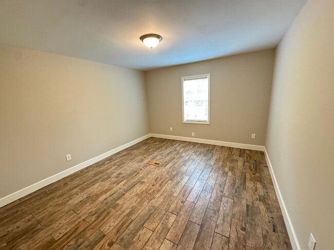 Building Photo - 2911 Auraria Rd