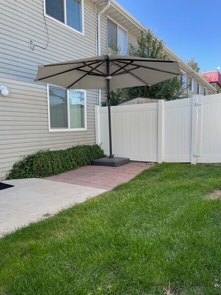 Building Photo - 4521 S Bella Verde Ct