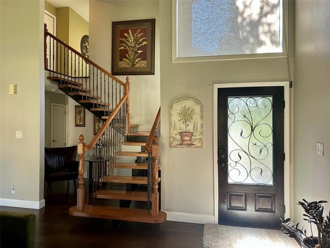 Building Photo - 25 Stoney Creek Cove