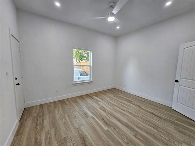 Building Photo - 808 W 10th St