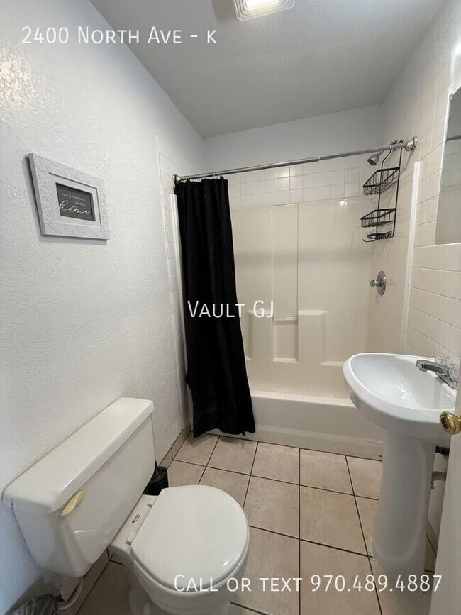 Building Photo - 2400 North Ave