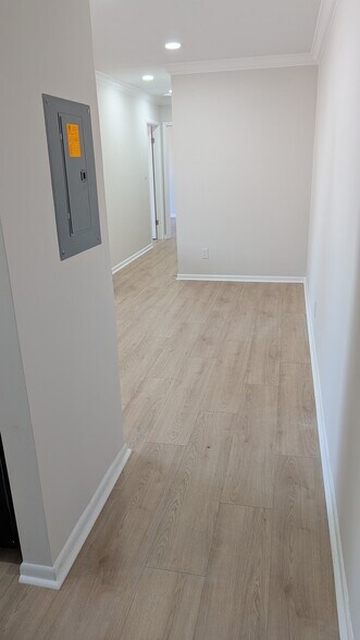 Building Photo - 6431 Richmond Hwy