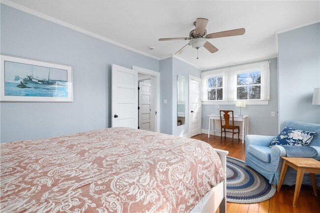 Building Photo - 59 Mt Hope Ave