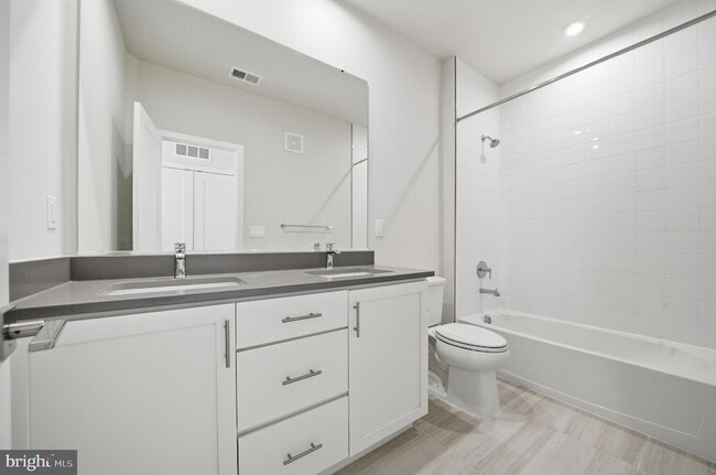 Building Photo - 7488 Backett Wood Ter