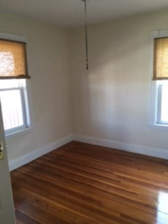 Building Photo - 31 Harold St