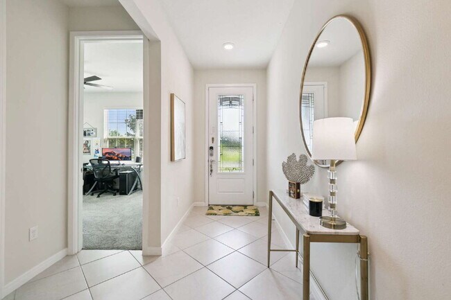 Building Photo - Discover Comfort and Space in this 4-Bed, 2-Bath Orlando Gem!