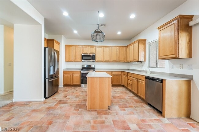 Building Photo - 1802 Cypress Bay Ave