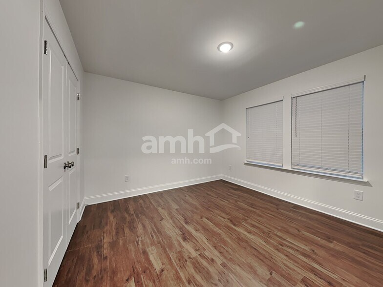 Building Photo - 4977 Pebble Bridge Wy