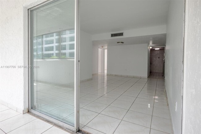 Building Photo - 750 NW 43rd Ave