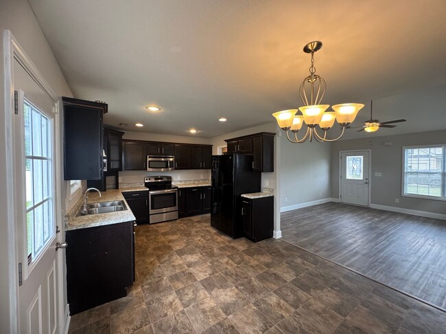 Building Photo - Gorgeous Single Family Home