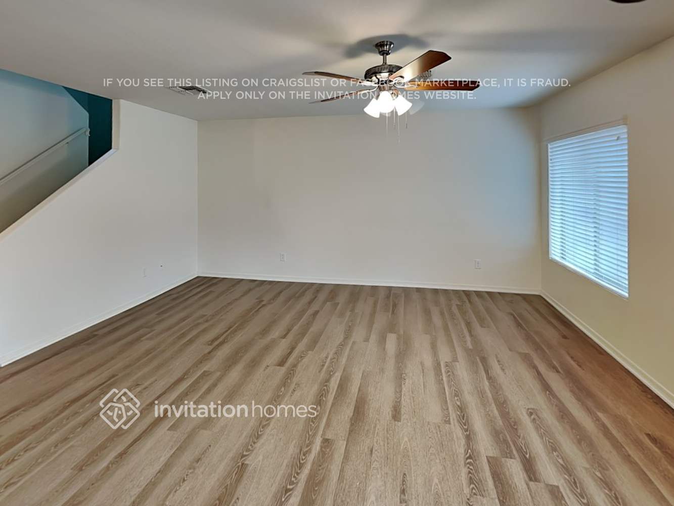 Building Photo - 1273 E Anastasia St