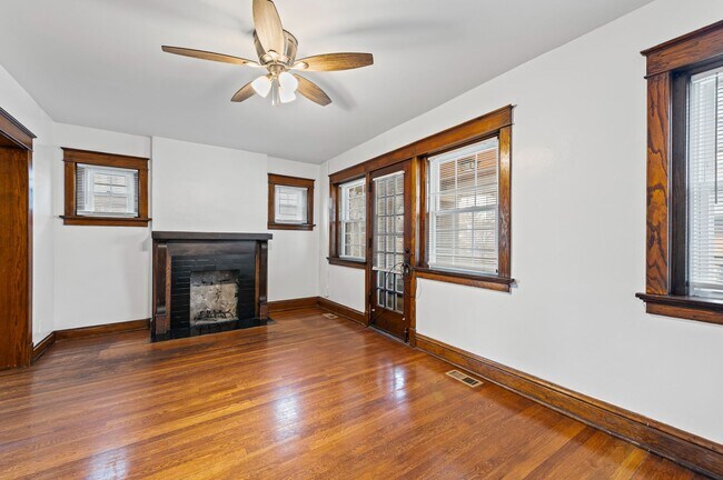 Floorplan - COLONNADE