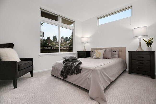 Building Photo - Charming 1-Bedroom in North Queen Anne clo...