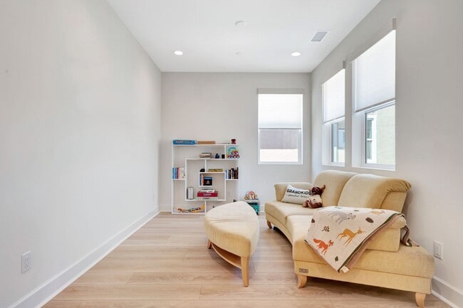 Building Photo - Amazing New Construction House!