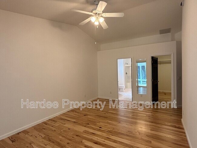 Building Photo - 2354 E Mugo St