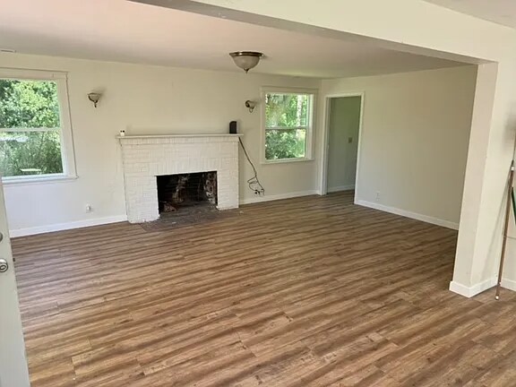 Building Photo - 4126 Ginnett Rd