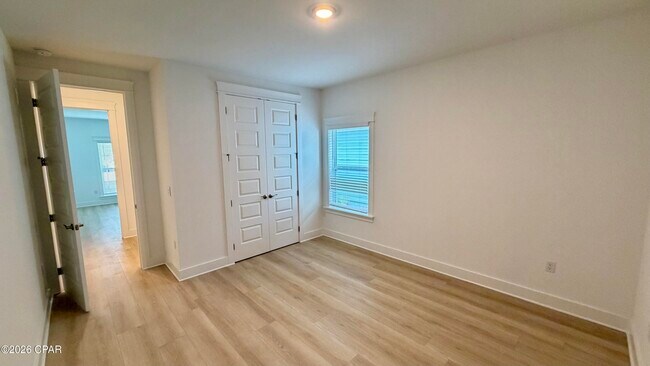 Building Photo - 938 Crystal Byu Blvd