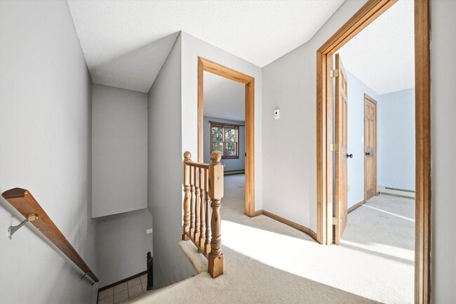 Building Photo - 24 Etta Ln