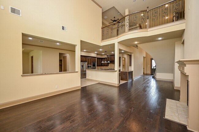 Building Photo - 5327 Sloan Falls Ct