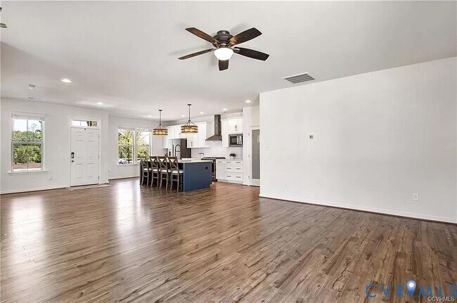 Building Photo - 10801 Porter Park Ln