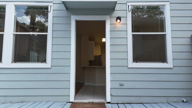 Building Photo - 39 S Camellia Grove Cir
