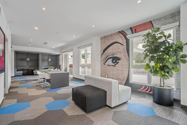 Building Photo - Opulent, Fully Furnished Private Room in S...