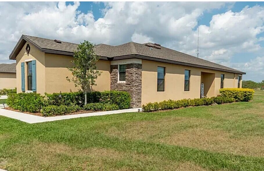 Building Photo - 5102 Joyous Pl