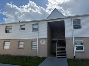 Building Photo - 7210 N Manhattan Ave