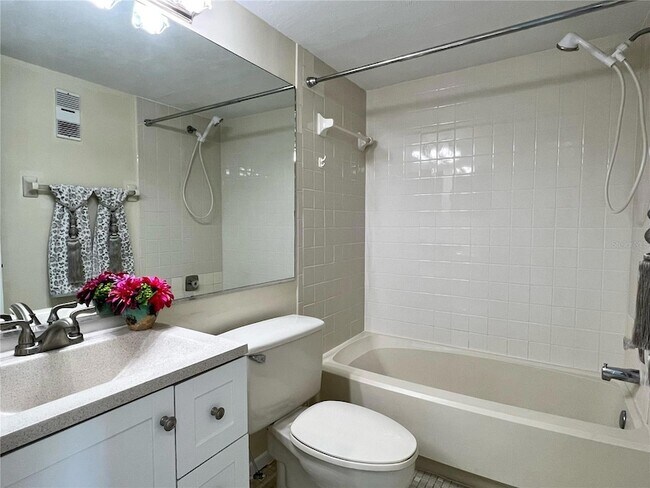 Building Photo - 3233 Candle Ridge Dr