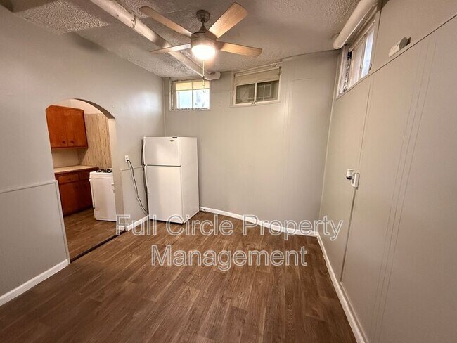 Building Photo - Chester Manor