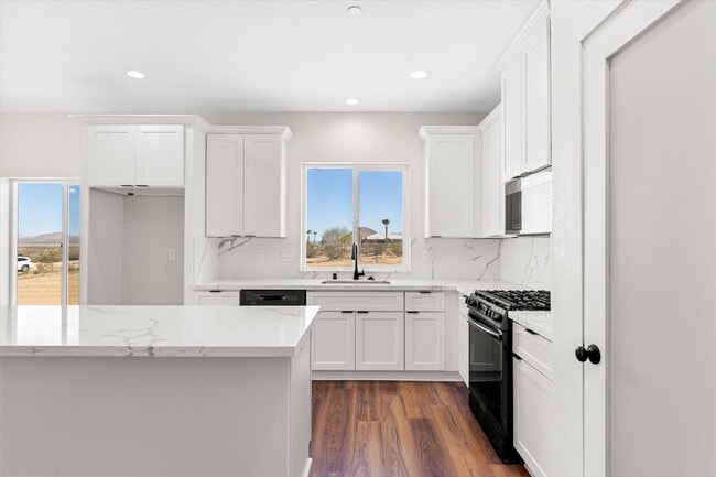 Building Photo - 10154 Joshua Blvd