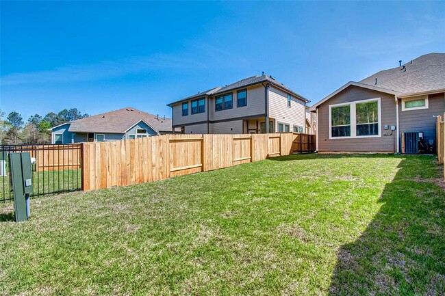 Building Photo - 315 N Spotted Fern Dr