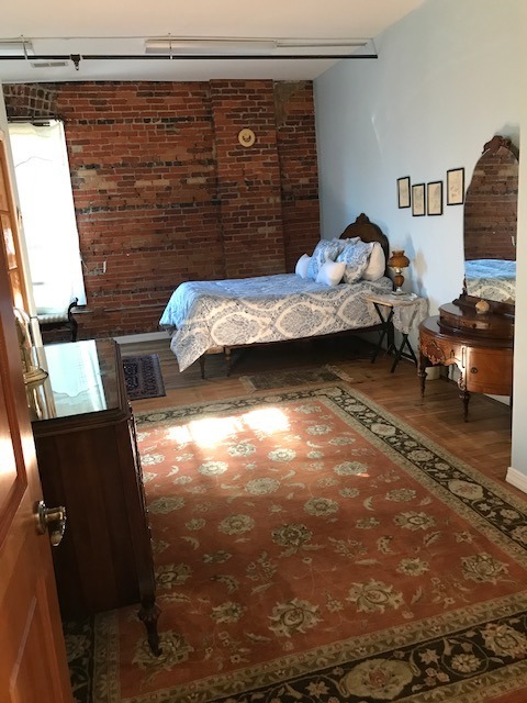 Bedroom 2 - 811 W 2nd Ave