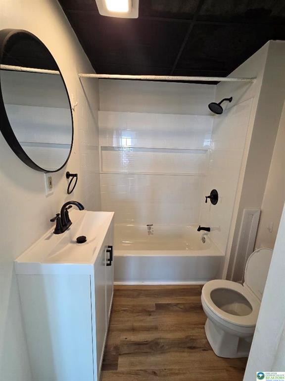 Building Photo - 312 S 17th St