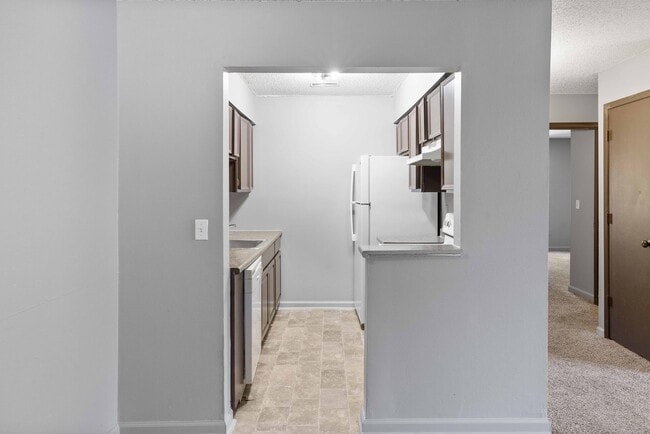 Building Photo - The Jefferson l Classic 2-Bedroom
