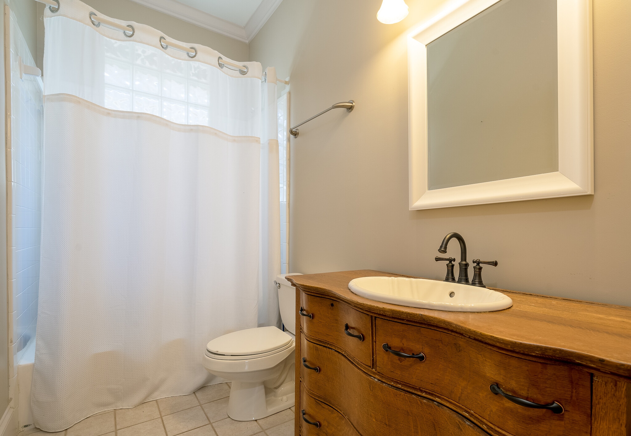 Building Photo - 125 Short St SE