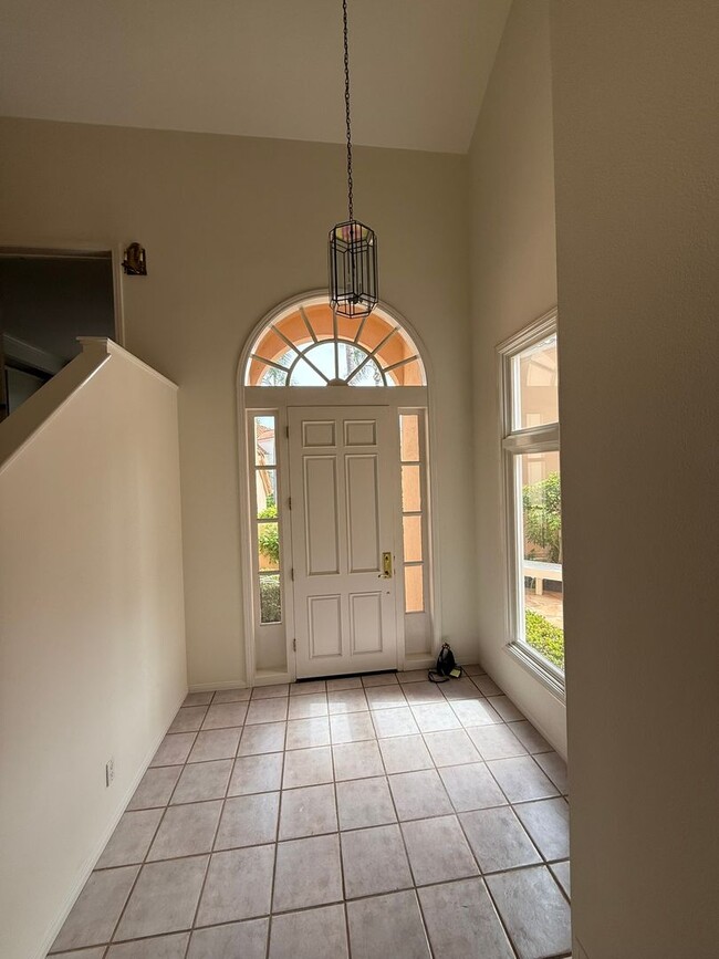 Building Photo - Spacious 3-Bedroom, 2.5-Bath Home for Rent...