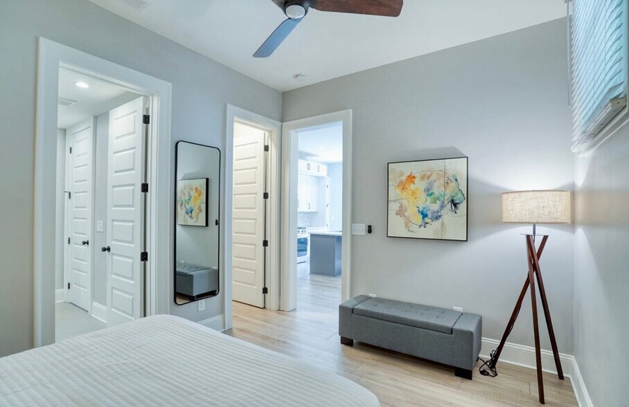 Building Photo - 874 Durant Pl NE