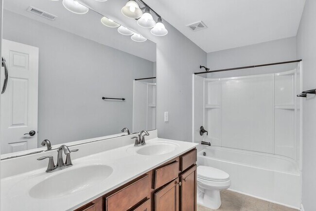 Building Photo - 3817 Althorp Drive