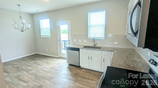 Building Photo - 12417 Bryton Ridge Pkwy