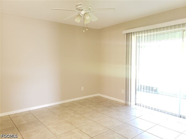 Building Photo - 1101 SW 48th Terrace