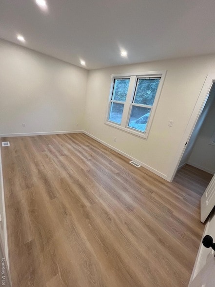 Building Photo - 12 Backman Ave