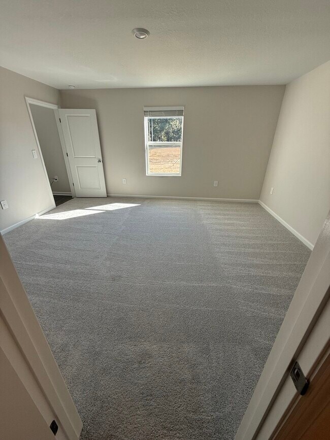 Building Photo - 8359 SW 41st Ter