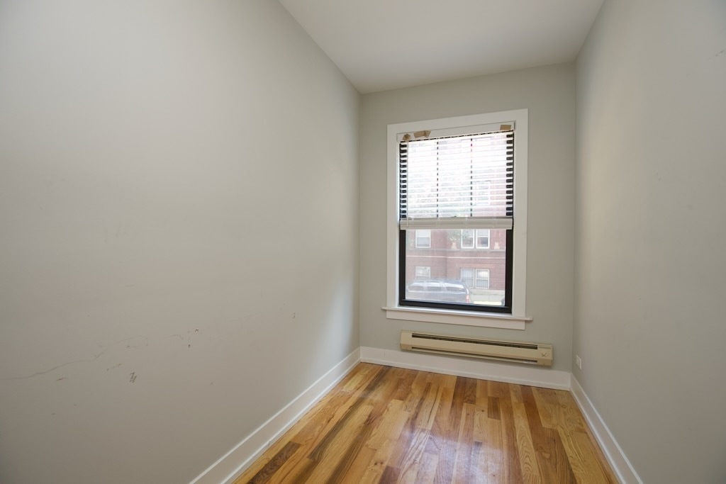 Building Photo - 2710 N Mildred Ave