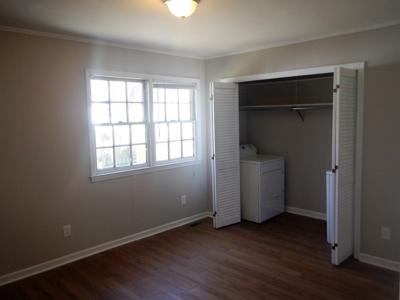 Bedroom 3 - 209 Collingwood