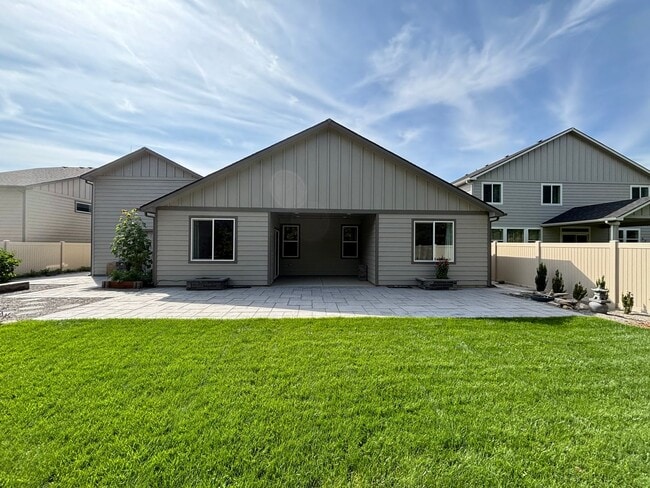 Building Photo - 3624 N Britton Rd