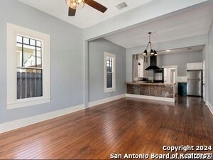 Building Photo - 925 Lamar St